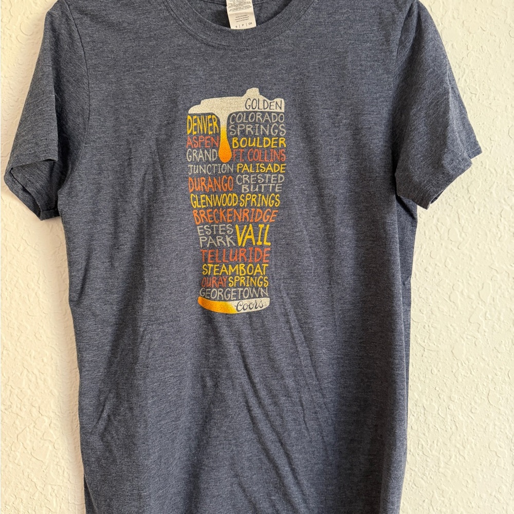 Women's Colorado Graphic Tee in Dark Gray